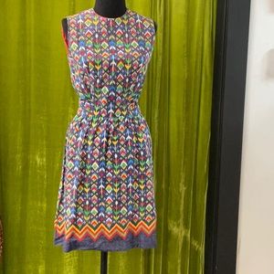 Vintage XXS patterned dress